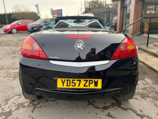 2007 Vauxhall Tigra 1.4i 16V Exclusiv 2dr