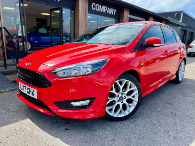 Ford Focus 1.5 TDCi 120 ST-Line 5dr Hatchback Diesel Red