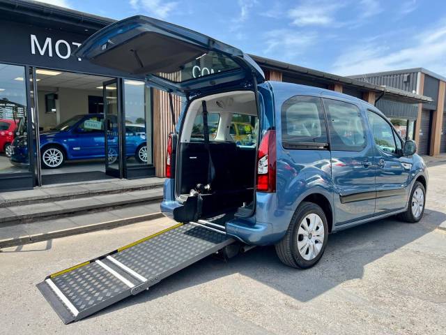 Citroen Berlingo Multispace 1.6 HDi 90 Plus 5dr MPV Diesel Blue