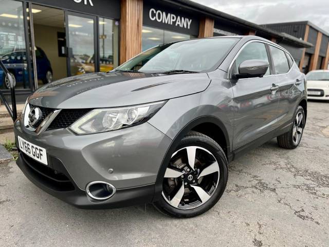 Nissan Qashqai 1.6 dCi N-Connecta 5dr Xtronic Hatchback Diesel Grey
