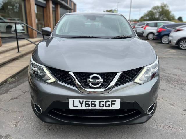2016 Nissan Qashqai 1.6 dCi N-Connecta 5dr Xtronic