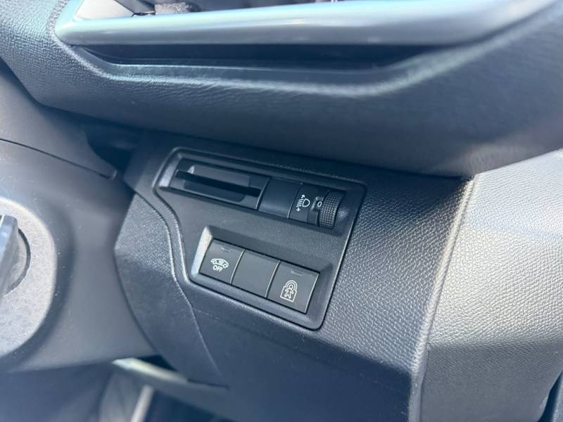Peugeot 3008 2018 (18)