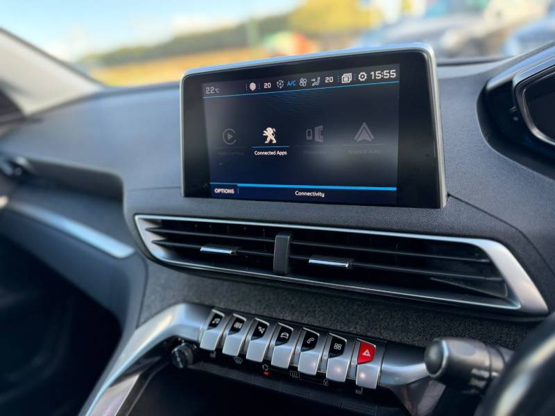 Peugeot 3008 2018 (18)