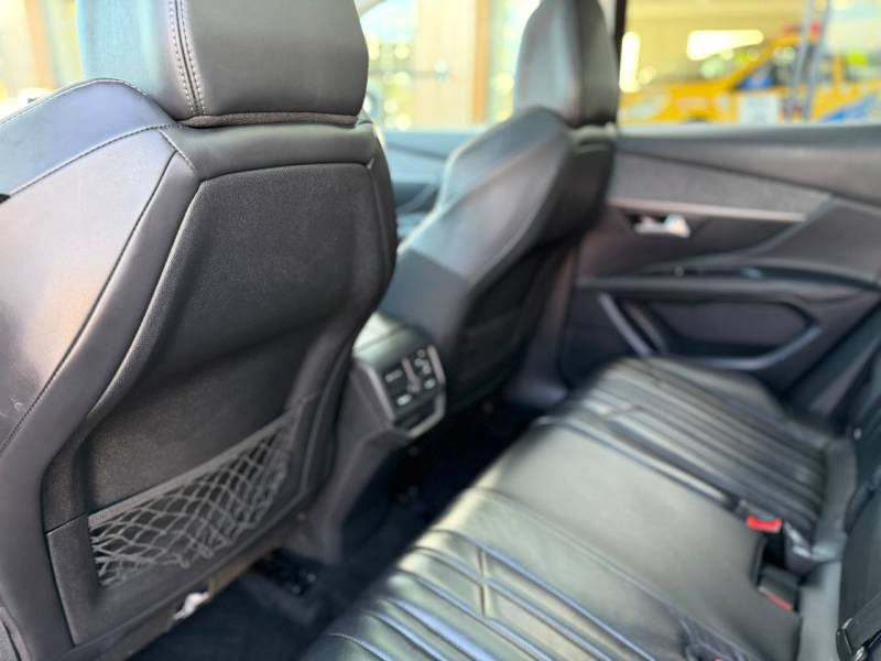 Peugeot 3008 2018 (18)