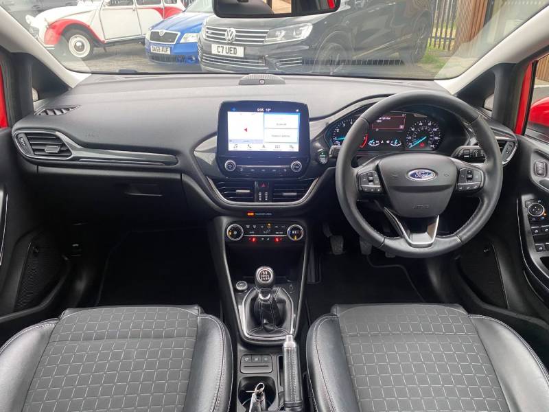Ford Fiesta 2018 (18)
