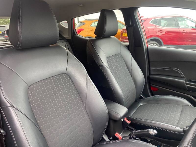 Ford Fiesta 2018 (18)