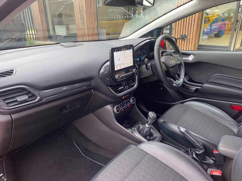 Ford Fiesta 2018 (18)