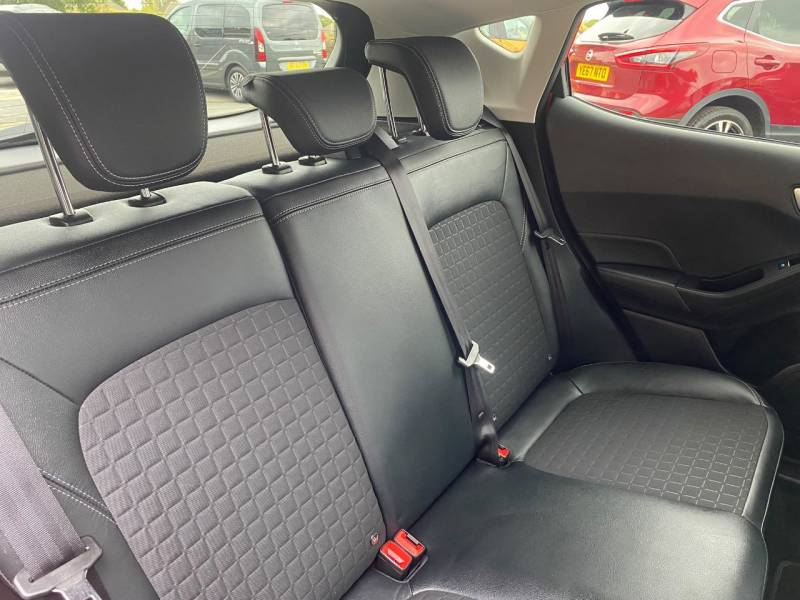 Ford Fiesta 2018 (18)