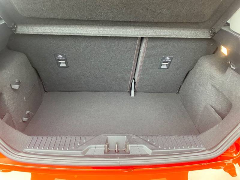 Ford Fiesta 2018 (18)