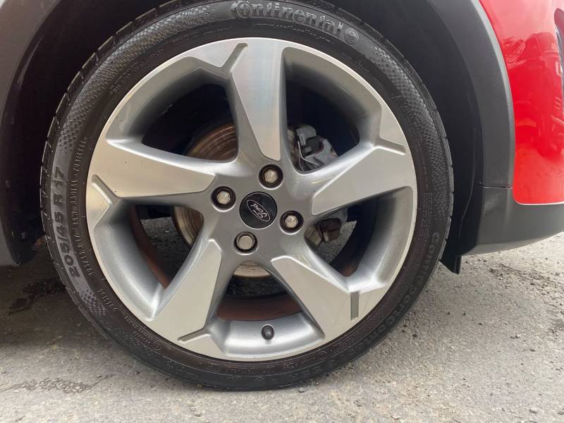 Ford Fiesta 2018 (18)